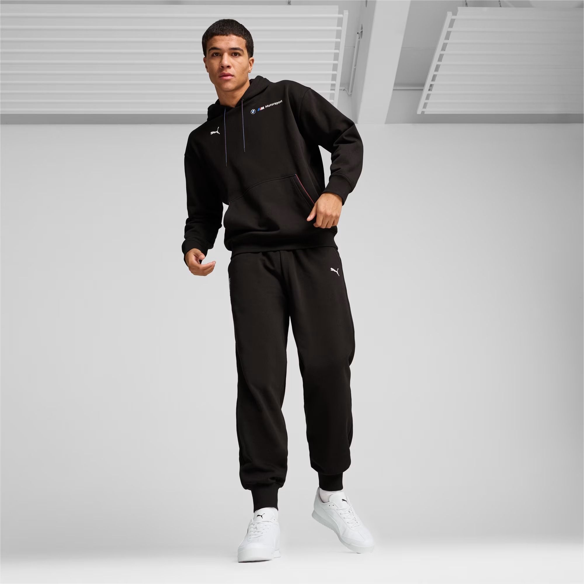 Мужские брюки PUMA BMW MMS ESS+ PANTS FLEECE