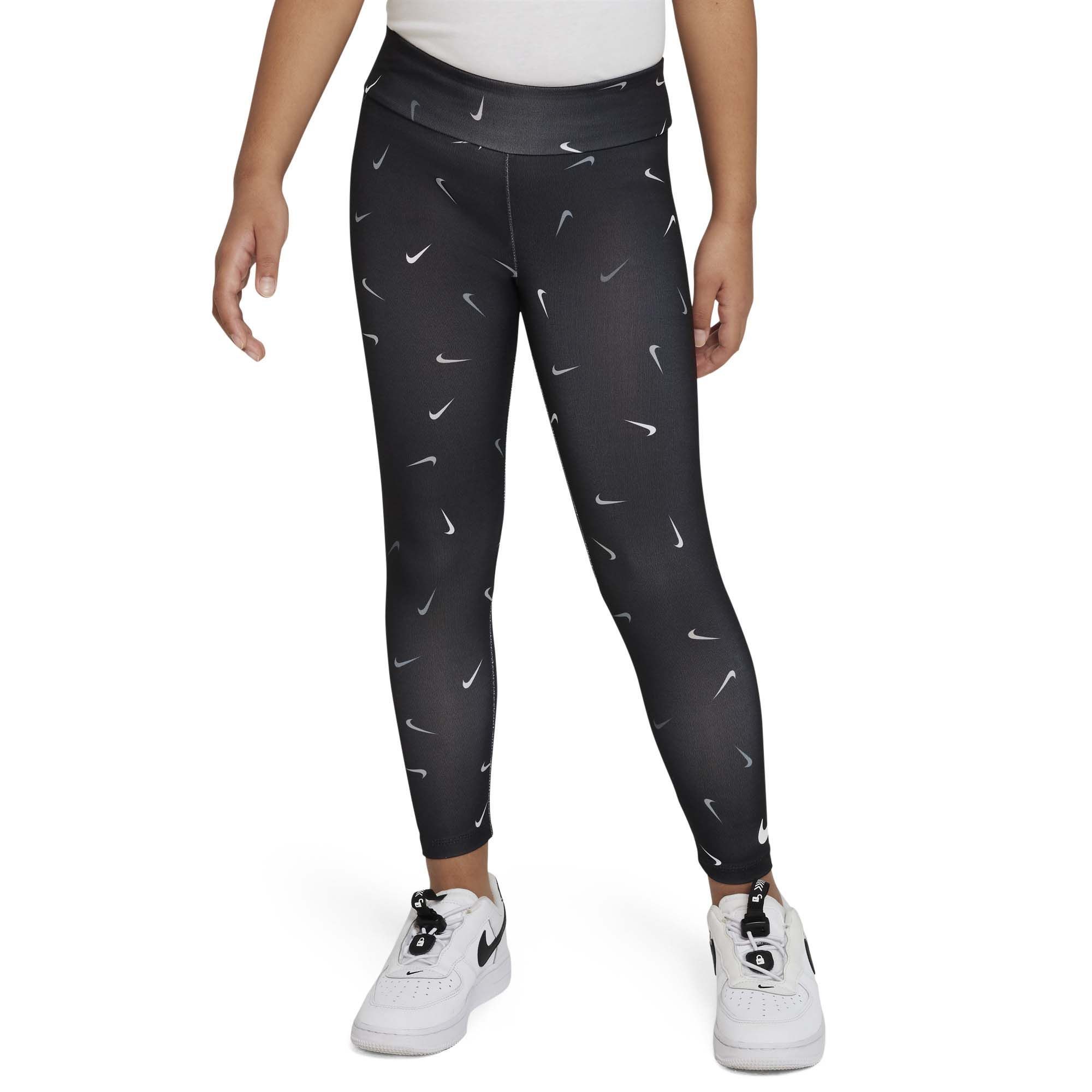 Детские леггинсы Nike Essentials Leggings — размер 96-104