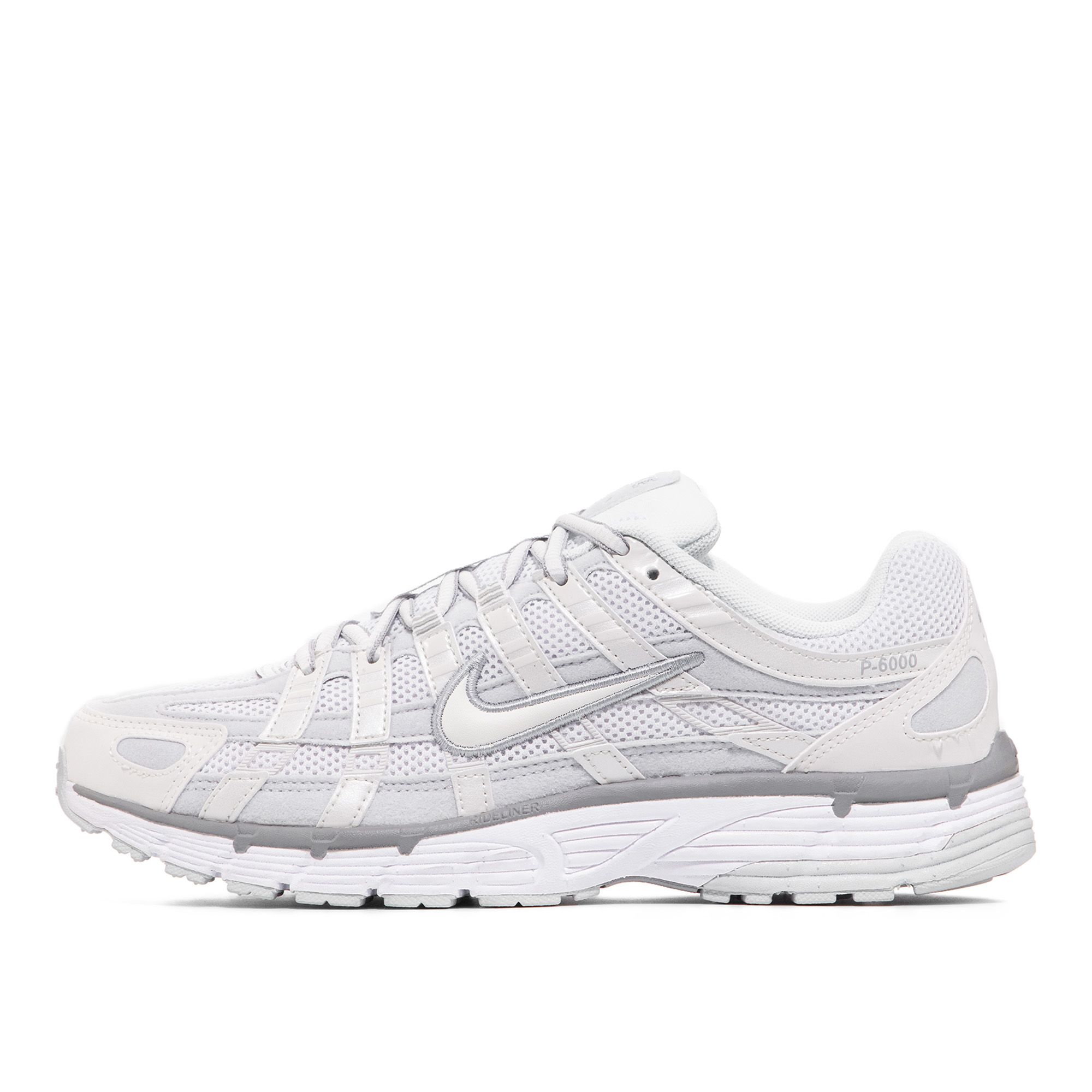 Женские кроссовки Nike P-6000 Metallic Summit White