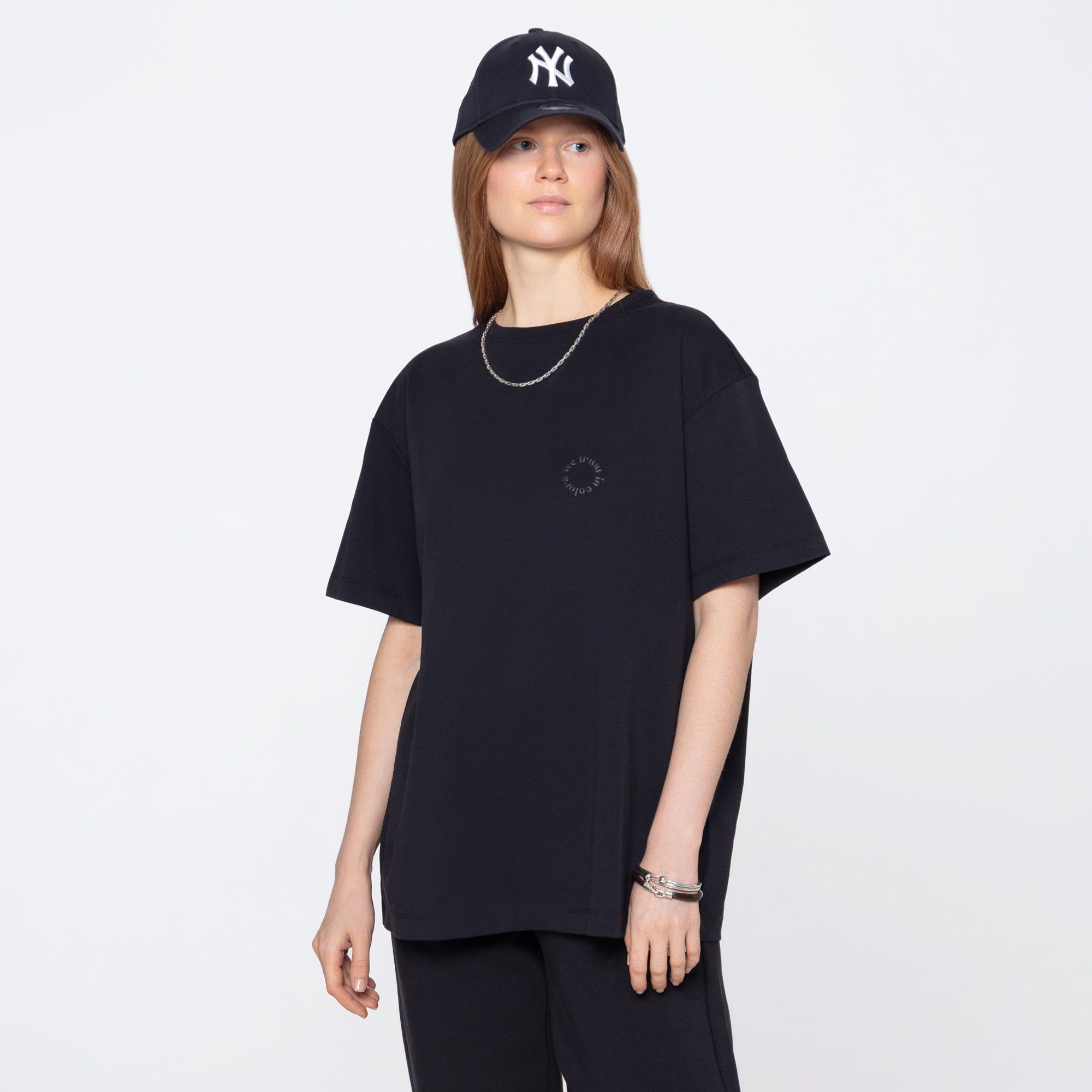 Женская футболка Streetbeat Oversize Tee
