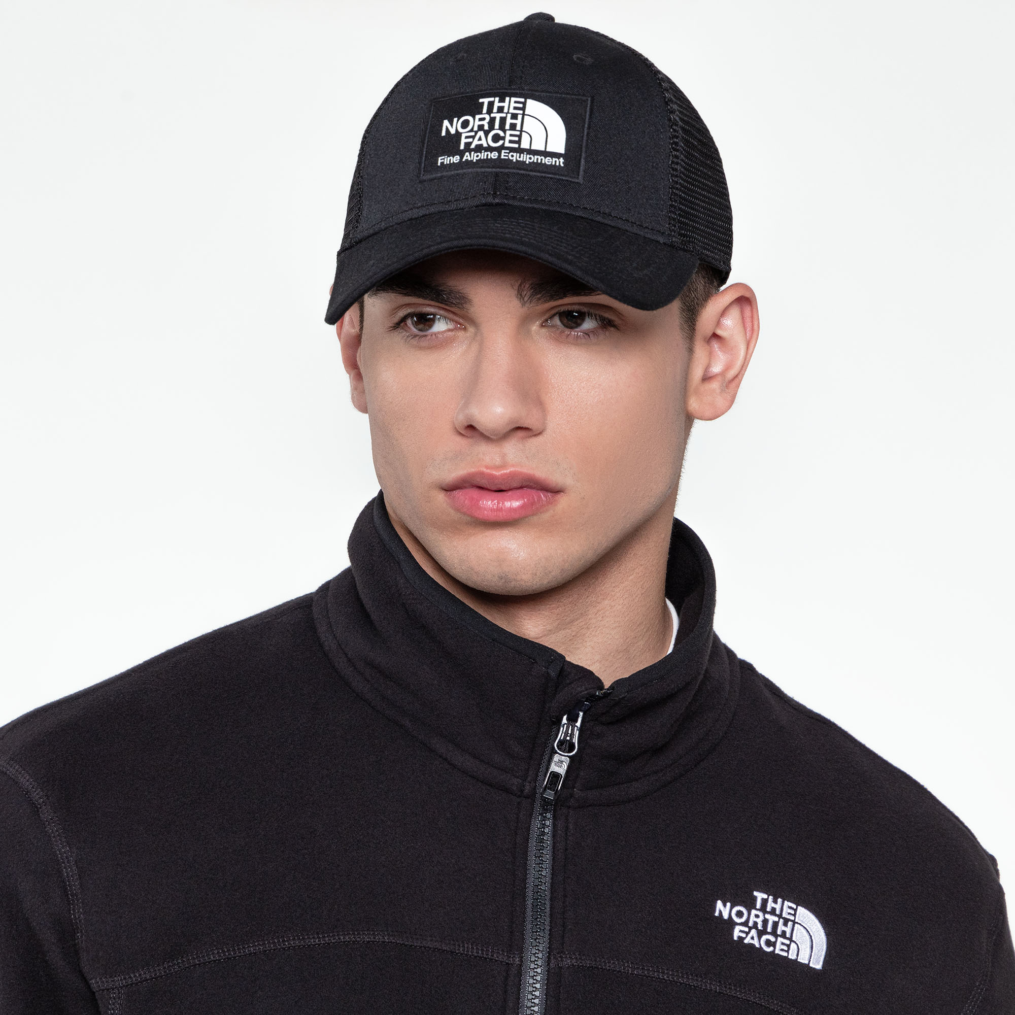 Кепка The North Face Mudder Trucker