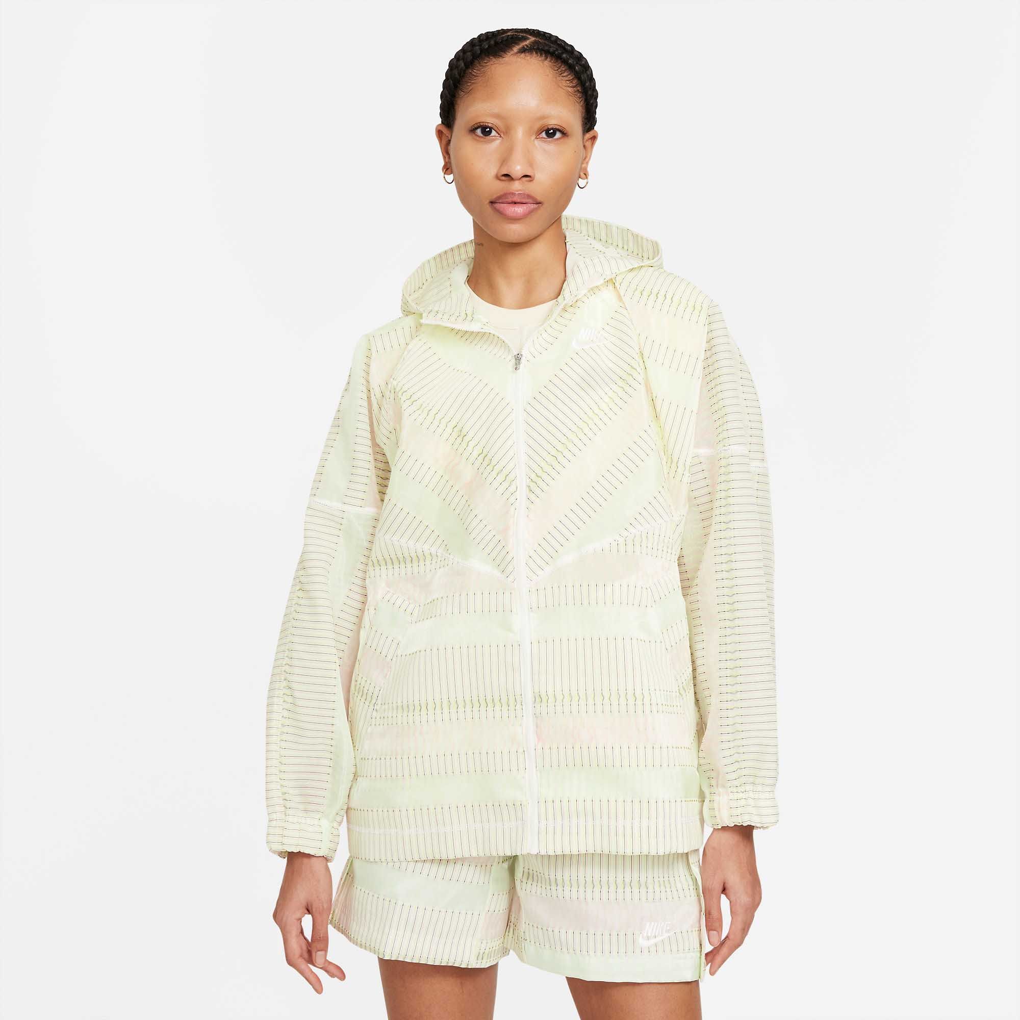 Женская ветровка Sportswear Windrunner Earth Day Nike