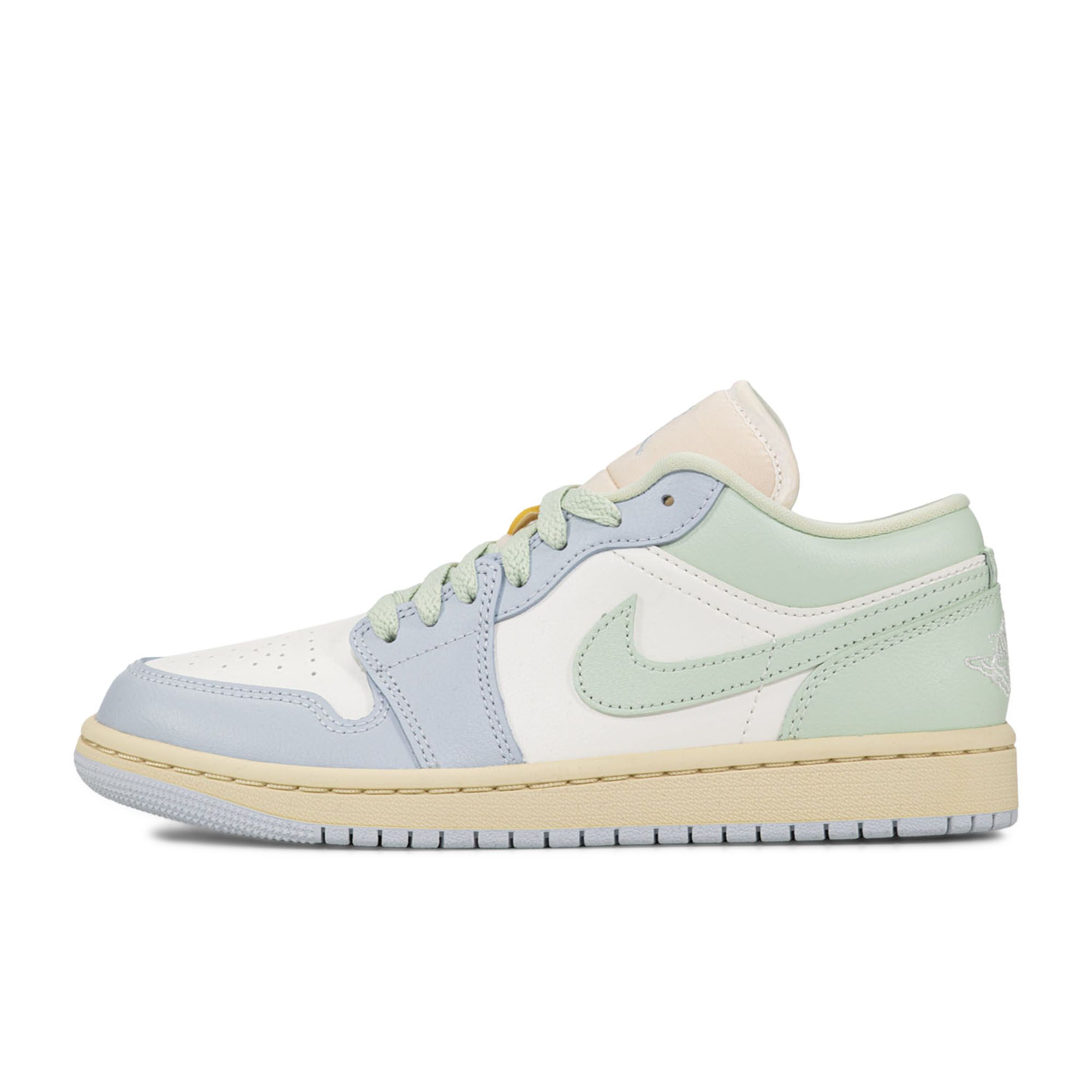 Женские кеды Air Jordan 1 Low