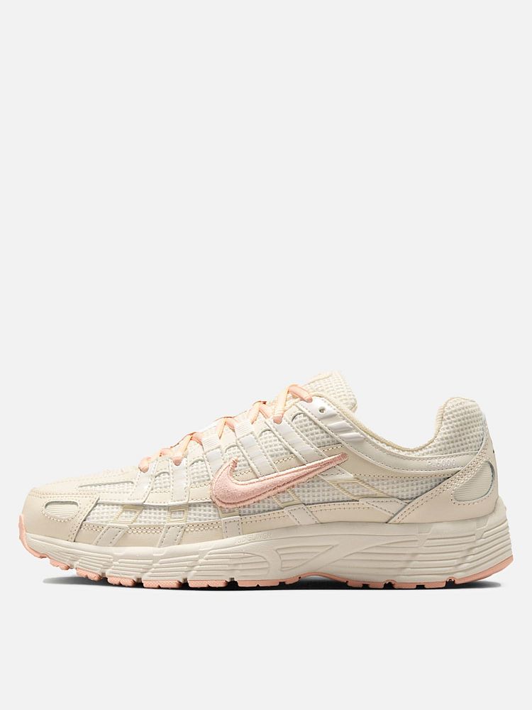 Женские кроссовки P-6000 Nike